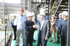 <b>只要抓住学生的特点充实挖掘其正在某一方面</b>